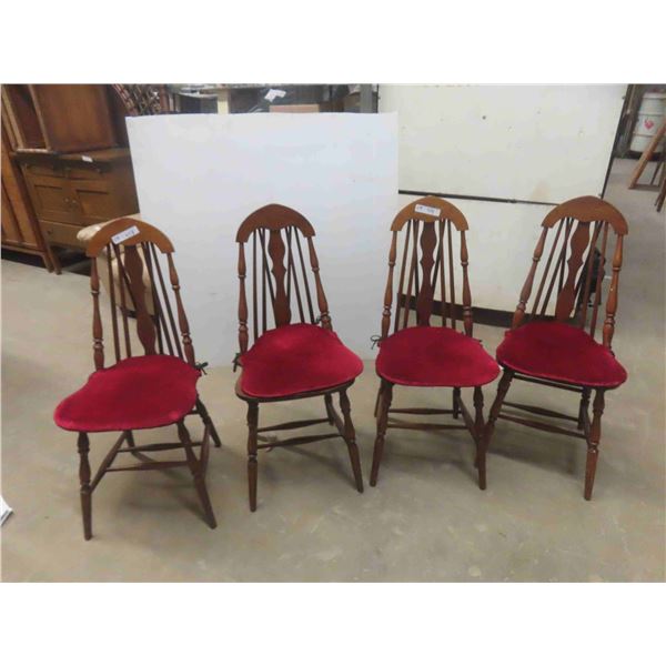 4 Antique Oak Dining Room/Kitchen Chairs