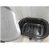 Image 4 : Rival Roaster Oven -  New or Store Return, No 