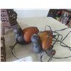Image 2 : 2 Light Up Duck Lamps/Ornaments, Vase & 