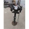 Image 1 : Craftsman 8'' Bench Grinder on Stand 