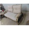 Image 3 : 5pce Patio Set : Seatee 51'' W , 2 Stands 18'' x 