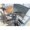 Image 3 : Pedal Bike Variable Speed 26'' Good Suspension 