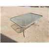 Image 2 : Patio Table 29'' x 60'' x 38'' 