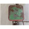 Image 3 : Planet Jr. Seeder Head - Missing Wheel 