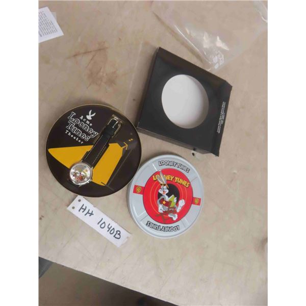 Looney Tunes Theatre Watch with Case 