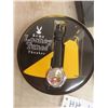 Image 2 : Looney Tunes Theatre Watch with Case 
