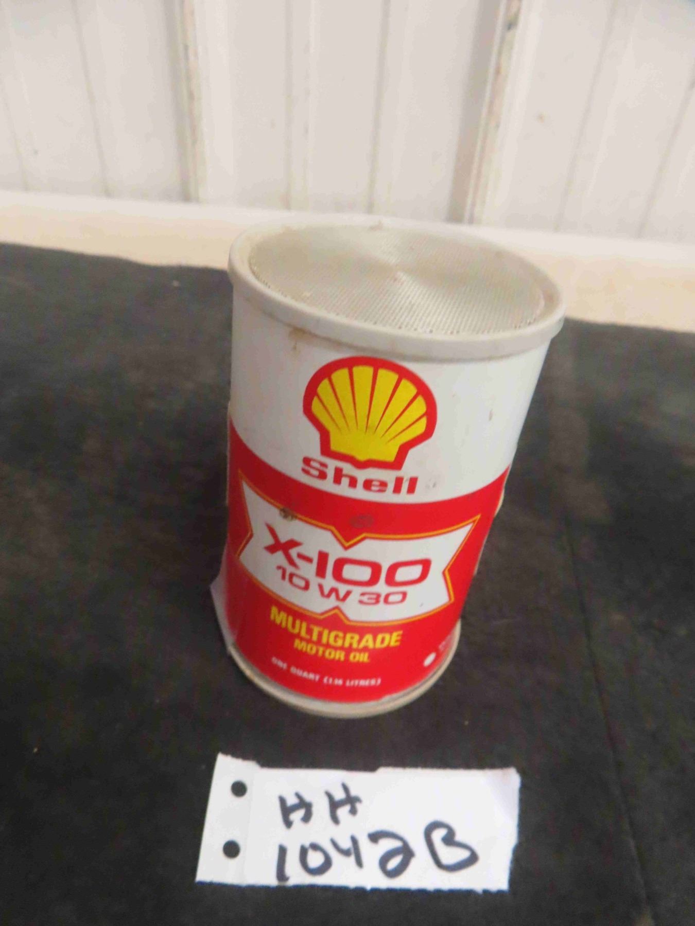 Shell Oil Can Style Vintage Radio