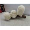 Image 3 : Inuit Ookpik, Fur Dolls & Teepee 