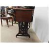 Image 15 : Singer Sewing Machine with Cabinet & Stool 