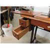 Image 5 : Singer Sewing Machine with Cabinet & Stool 