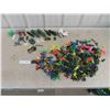 Image 1 : Vintage To Modern Plastic Army Men Toys 