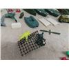 Image 4 : Vintage To Modern Plastic Army Men Toys 