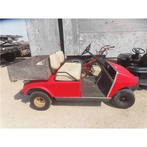 Club Car 4 Wheel Gas Golf Cart , Set Up with Auxillery 