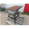 Image 3 : Delta 10'' Table Saw 