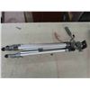 Image 3 : Tripod, Safety Bar, 8 Poly Zippered Bags 24''