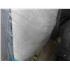 Image 3 : King Size Box Spring & Mattress 