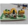 Image 9 : Salt & Pepper Shakers, Porcelain Flower Basket,
