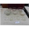 Image 1 : 2 Pyrex Mixing Bowls , 4 Bowls , 2 Measuring Cups & 