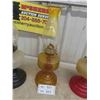 Image 3 : 3 Coal Oil Lamps with Chimneys 