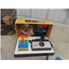 Image 7 : Vintage Cameras : Polaroid Sun 600 , Kodak 124 , 