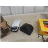 Image 9 : Vintage Cameras : Polaroid Sun 600 , Kodak 124 , 