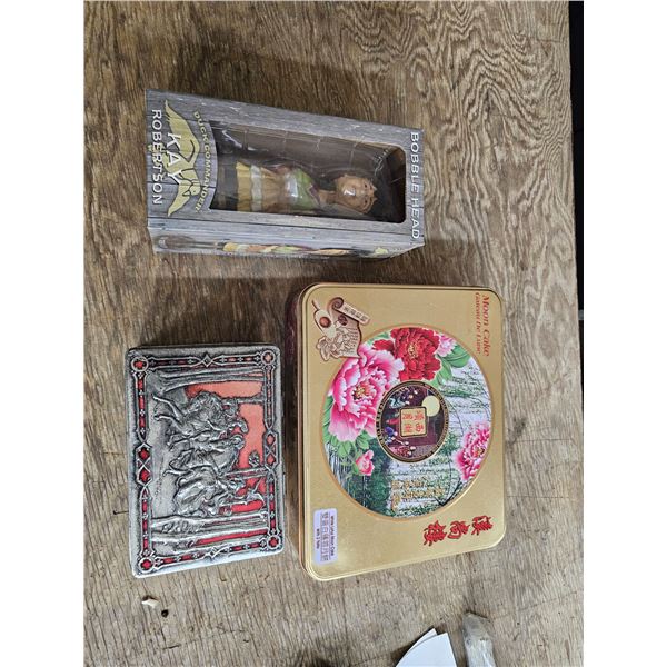 Misc Tins/Kay Robertson BobbleHead