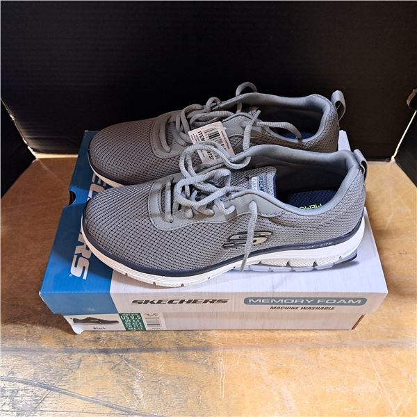Skechers size 9 mens shoes