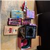 Image 1 : Various candles and toy plane