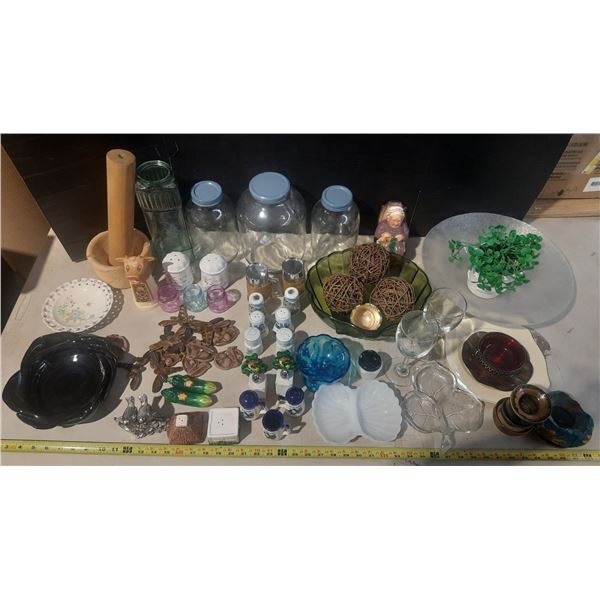 Box of (3) Large Container, (10) Salt and Pepper Shakers, Bowls, Plates, and other decorative items.