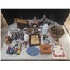 Image 1 : Box of Decorative Items and other Stuff.