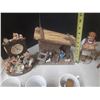 Image 3 : Box of Decorative Items and other Stuff.
