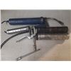 Image 4 : (2) Grease Guns and (2) Grease Roll.