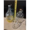 Image 13 : Large Vintage Jars, Bottles, Bowl, Salt and Pepper Shakers, Strange Container, etc.