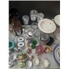 Image 13 : Lot of Cups, Glass, Jar, Storage Container, Large Flower Vase, Bowl, Plate and Small Decorative Item