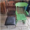 Image 1 : 3 chairs 1 is a rocker and the seats are not attached