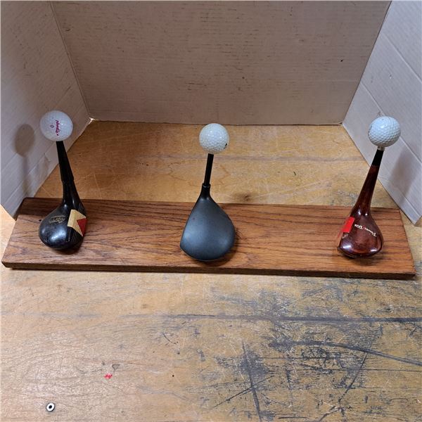 Wood golf club display