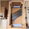 Image 2 : 3 wooden tolls