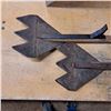 Image 2 : 2 hay scissors
