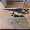 Image 1 : hammer, saw and wrench
