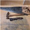 Image 2 : hammer, saw and wrench