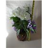 Image 1 : White and Purple Artificial Flowers