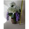 Image 2 : White and Purple Artificial Flowers