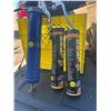 Image 3 : Grease Gun + 2 Full Grease Tubes