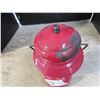 Image 4 : Coleman No. 550 Lantern.