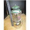 Image 2 : Coleman Quick-Lit Lantern.