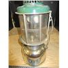 Image 3 : Coleman Quick-Lit Lantern.