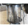 Image 5 : Coleman Quick-Lit Lantern.