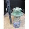 Image 2 : Coleman easi-lit Lantern.