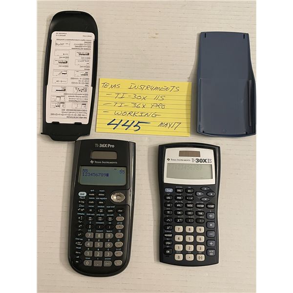 Texas Instruments - 2 calculators - working