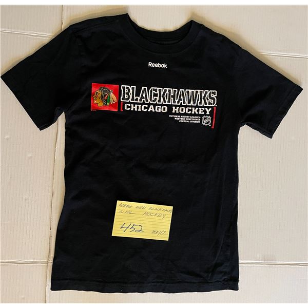 Reebok medium Chicago Blackhawks t-shirt